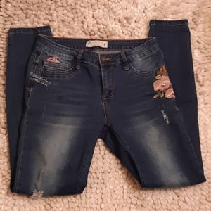 Angel Kiss Skinny Jeans